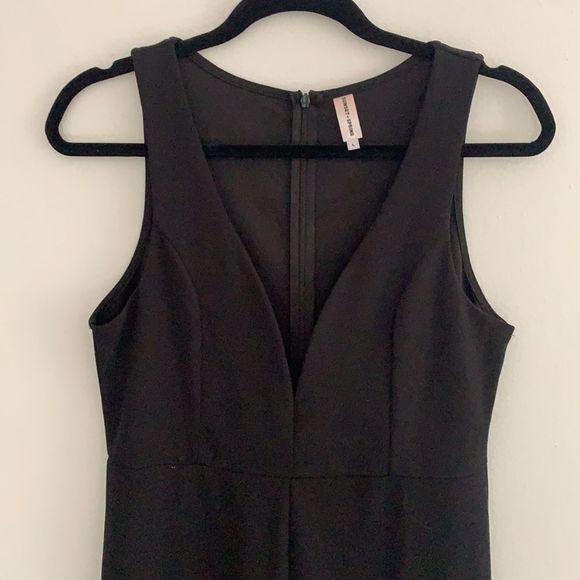Sunset & Spring Black Low cut jumpsuit L - Picture 2 of 4